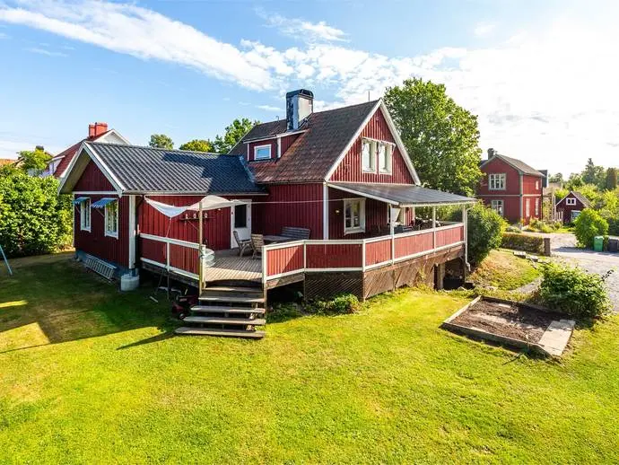 Bild 1 av 1 på Källgatan 10