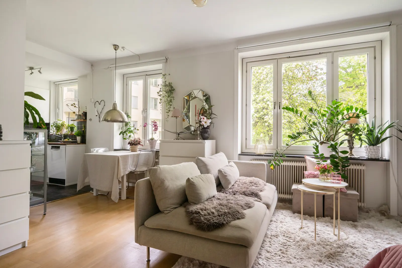Bild 1 av 21 på Råsundavägen 61