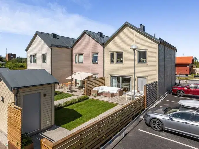 Semi-detached/terraced