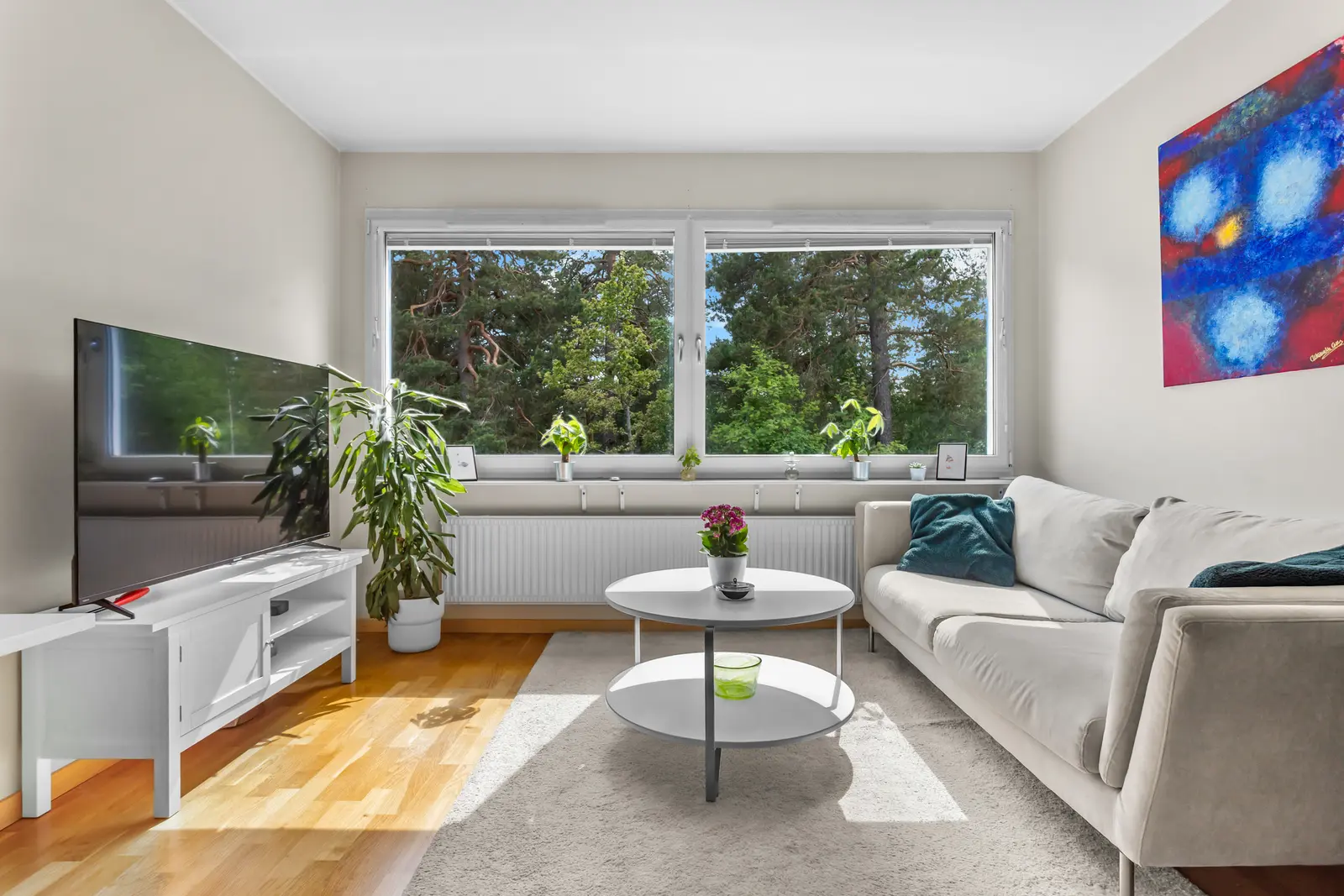 Bild 1 av 1 på Lomvägen 663