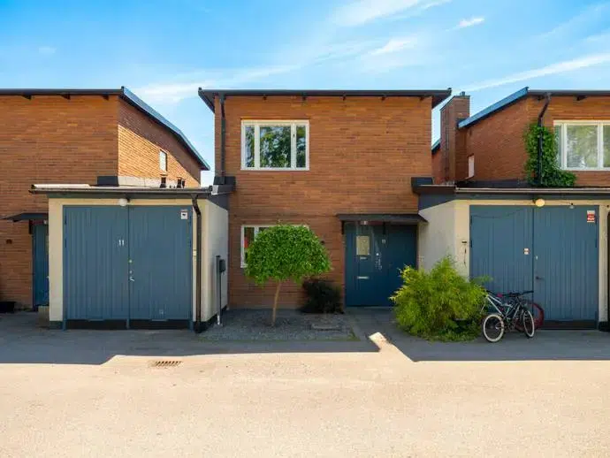 Semi-detached/terraced