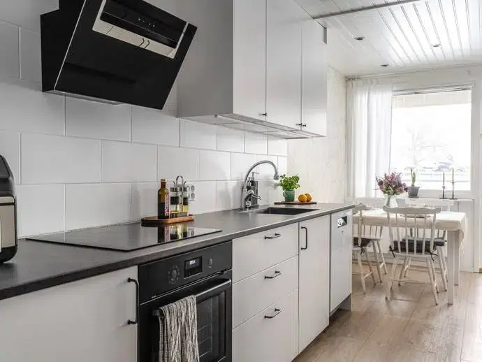 Apartment, 3 rooms, 80 m²