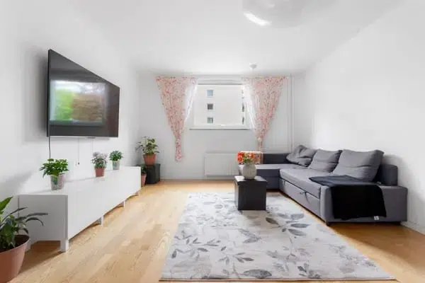 Lägenhet, 2 rum, 64 m² i Skytteholm