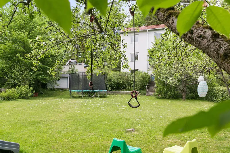 Semi-detached/terraced, 8 rooms, 200 m² in Askrike