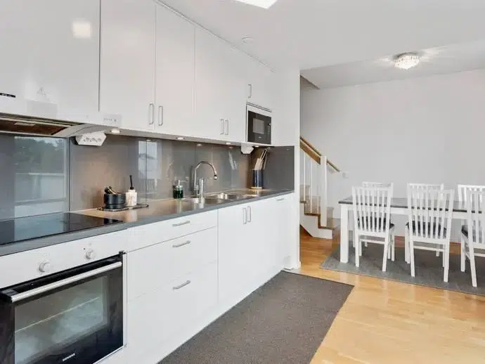 Apartment, 3 rooms, 95 m²