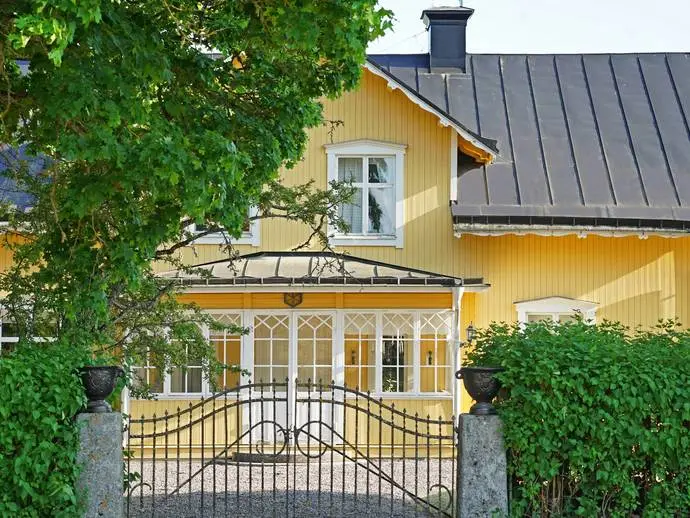 Image 1 of 20 of Viby Gård