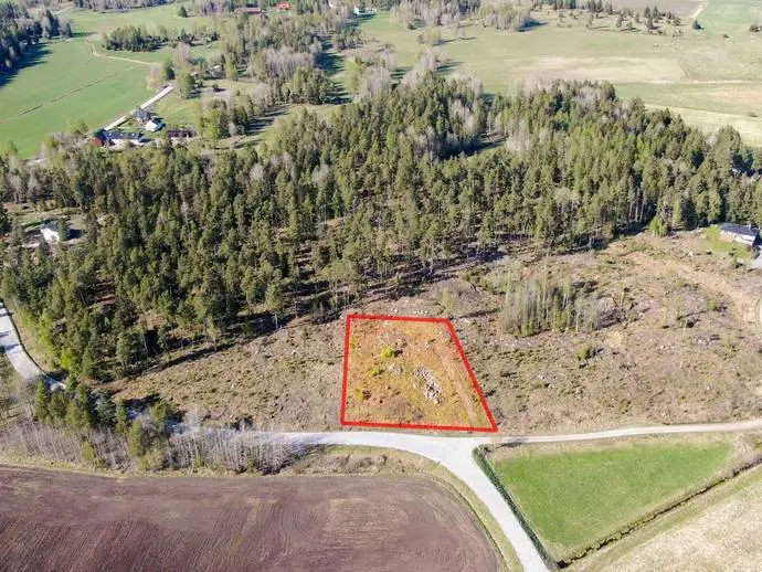 Bild 1 av 7 på Saringe 102