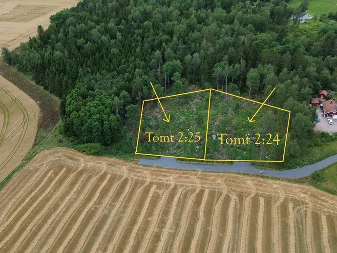 Bild 1 av 12 på Helgesta  27a och 27b