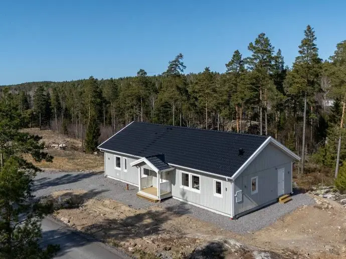 Image 1 of 14 of Mossmarksvägen 5