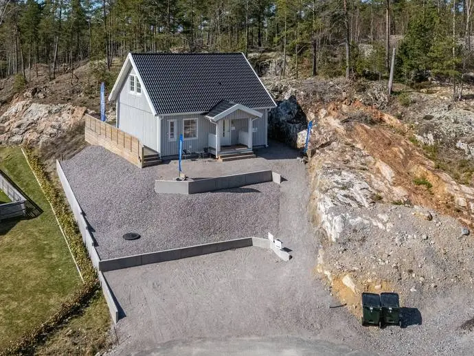 Image 1 of 15 of Fjärdingsmannabacken 11
