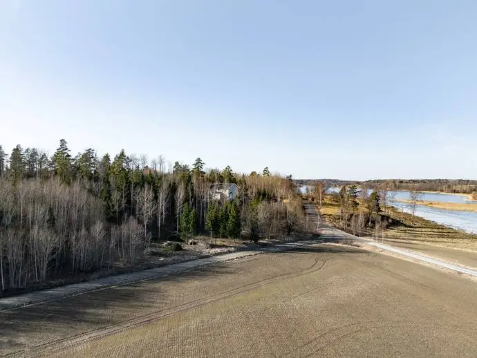 Bild 1 av 8 på Tummelsta 97