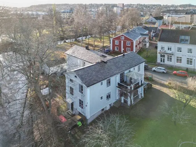 Bild 1 av 20 på Fabriksgatan 21