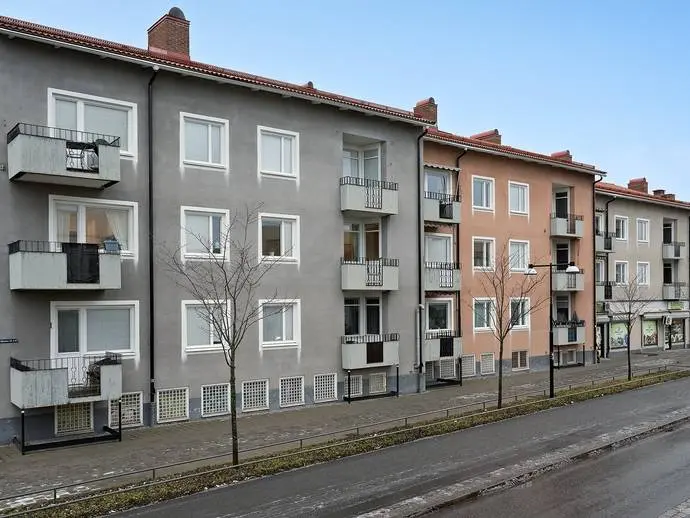 Image 1 of 15 of Hagavägen 16E