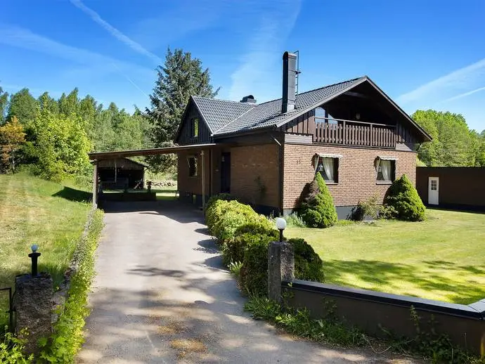 Bild 1 av 20 på Patronvägen 15
