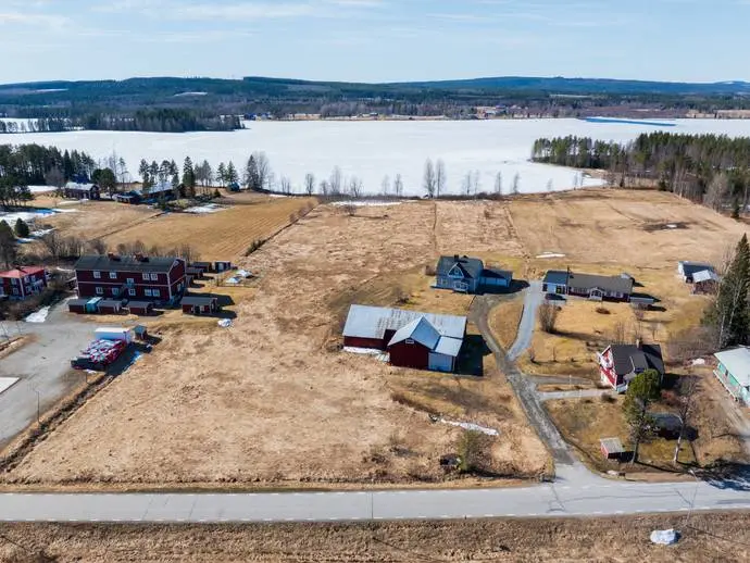 Bild 1 av 20 på Skivsjö 58