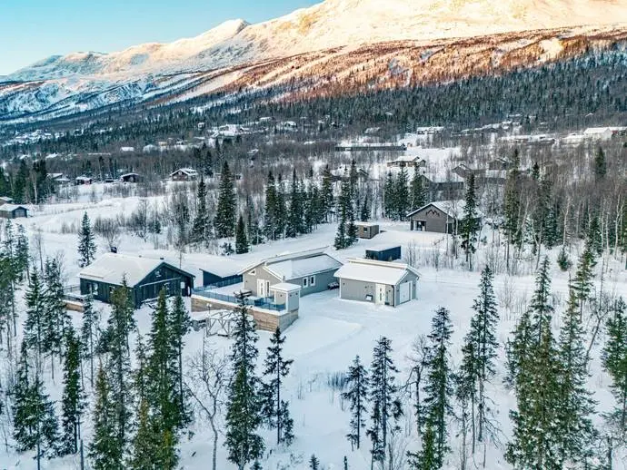 Bild 1 av 20 på Sucksdorfsvägen 28