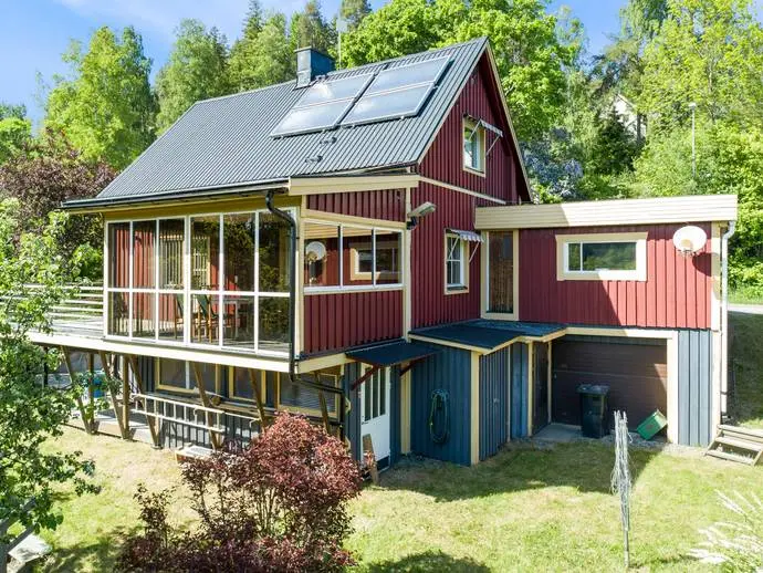 Bild 1 av 20 på Släntgatan 5