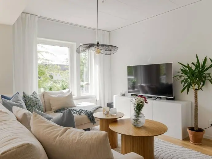 Bild 1 av 20 på Rundquists väg 10
