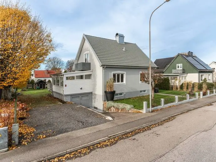 Image 1 of 20 of Östergatan 38