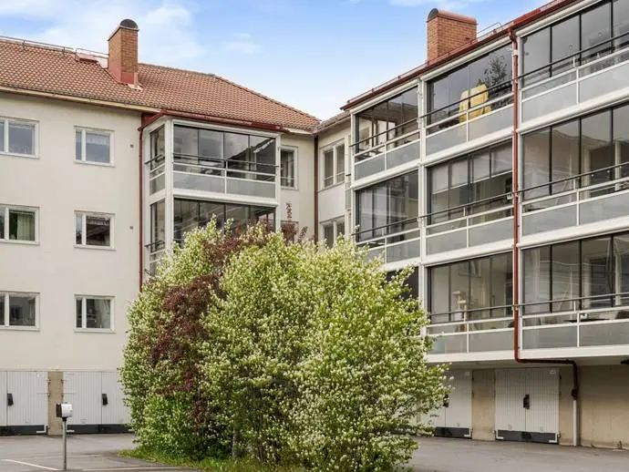 Image 1 of 20 of Skolgatan 33B