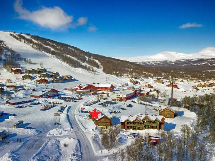 Bild 1 av 20 på Snösvängen 1C