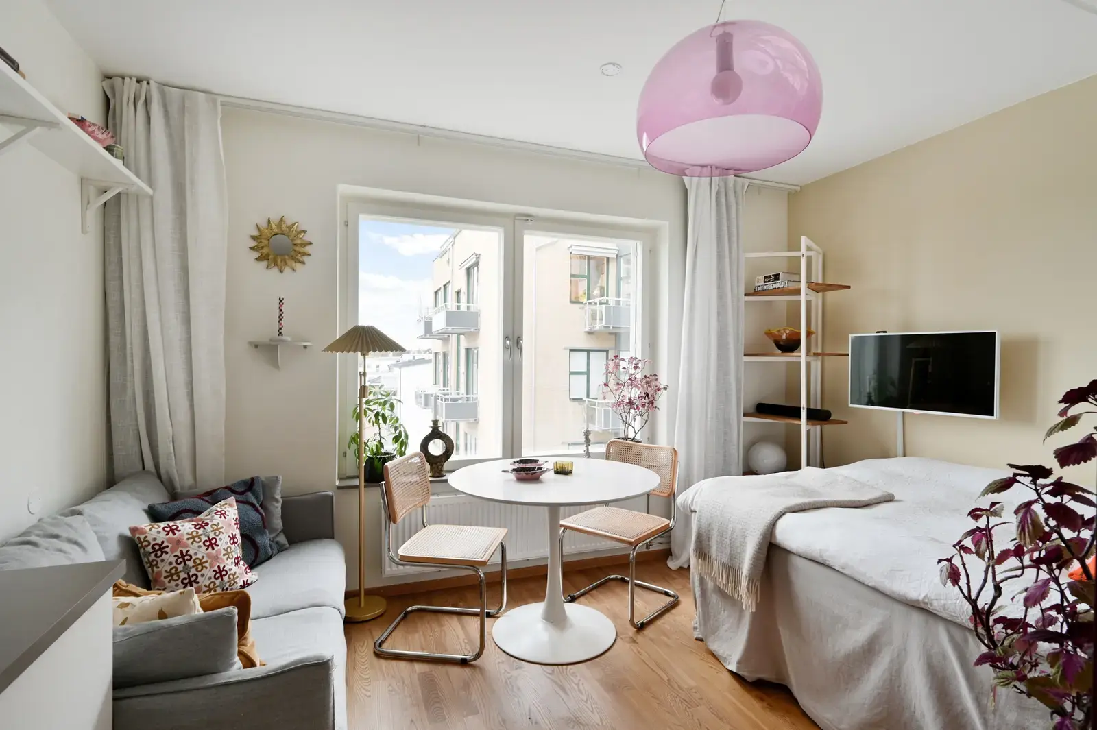 Image 1 of 20 of Responsgatan 36
