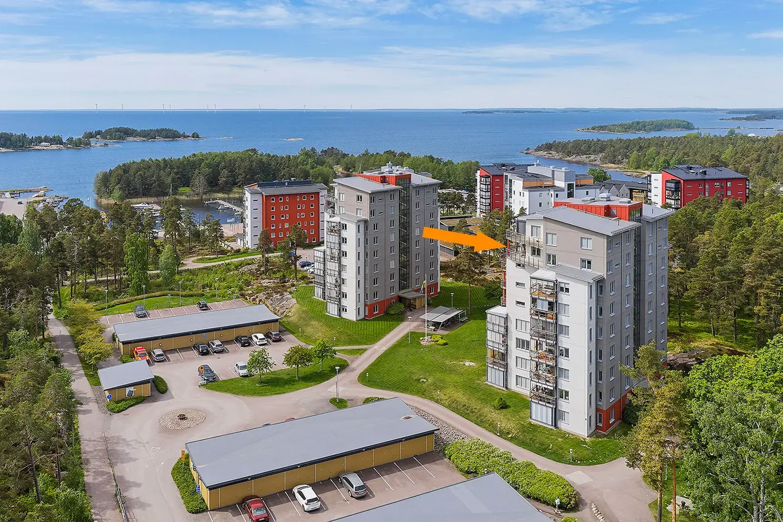 Image 1 of 20 of Tallvägen 6