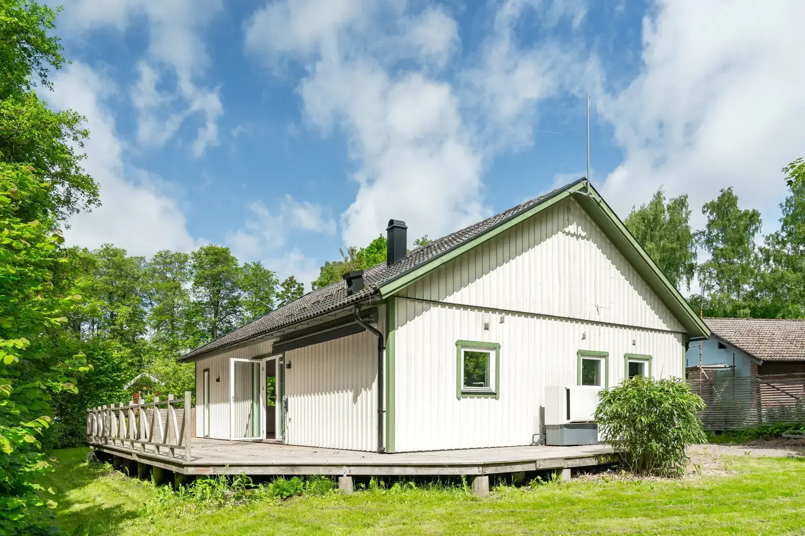 Bild 1 av 20 på Korsåkersvägen 3