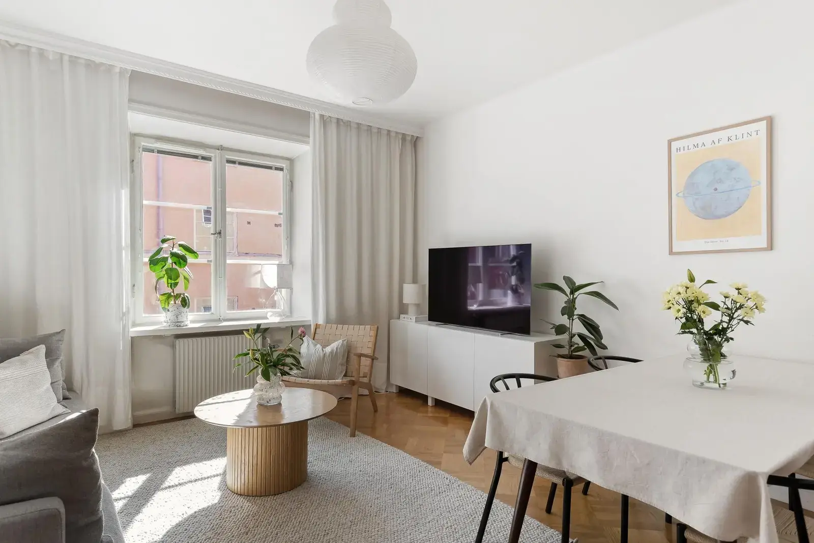 Bild 1 av 20 på Creutzgatan 2