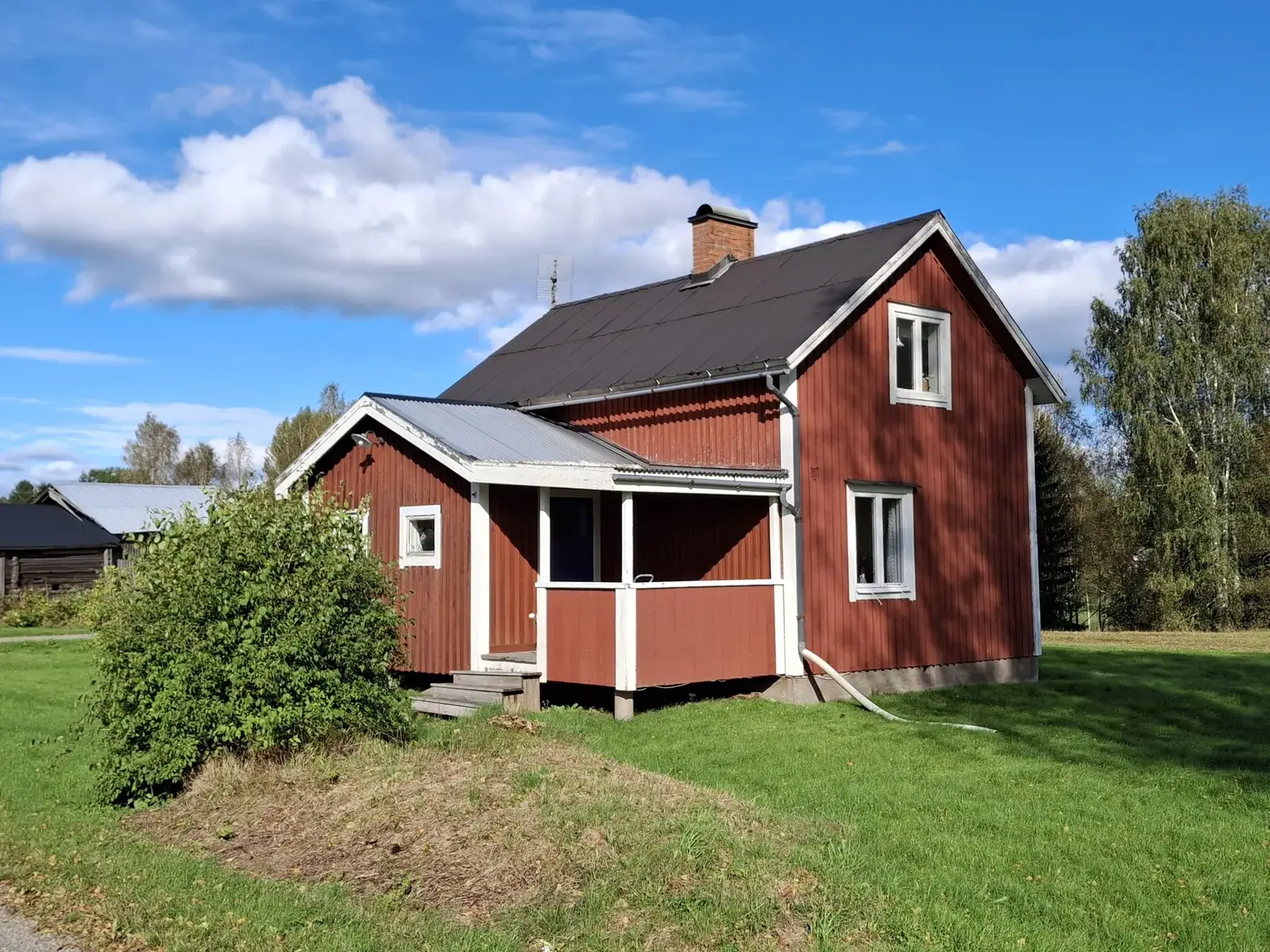 Bild 1 av 20 på Basterud 143