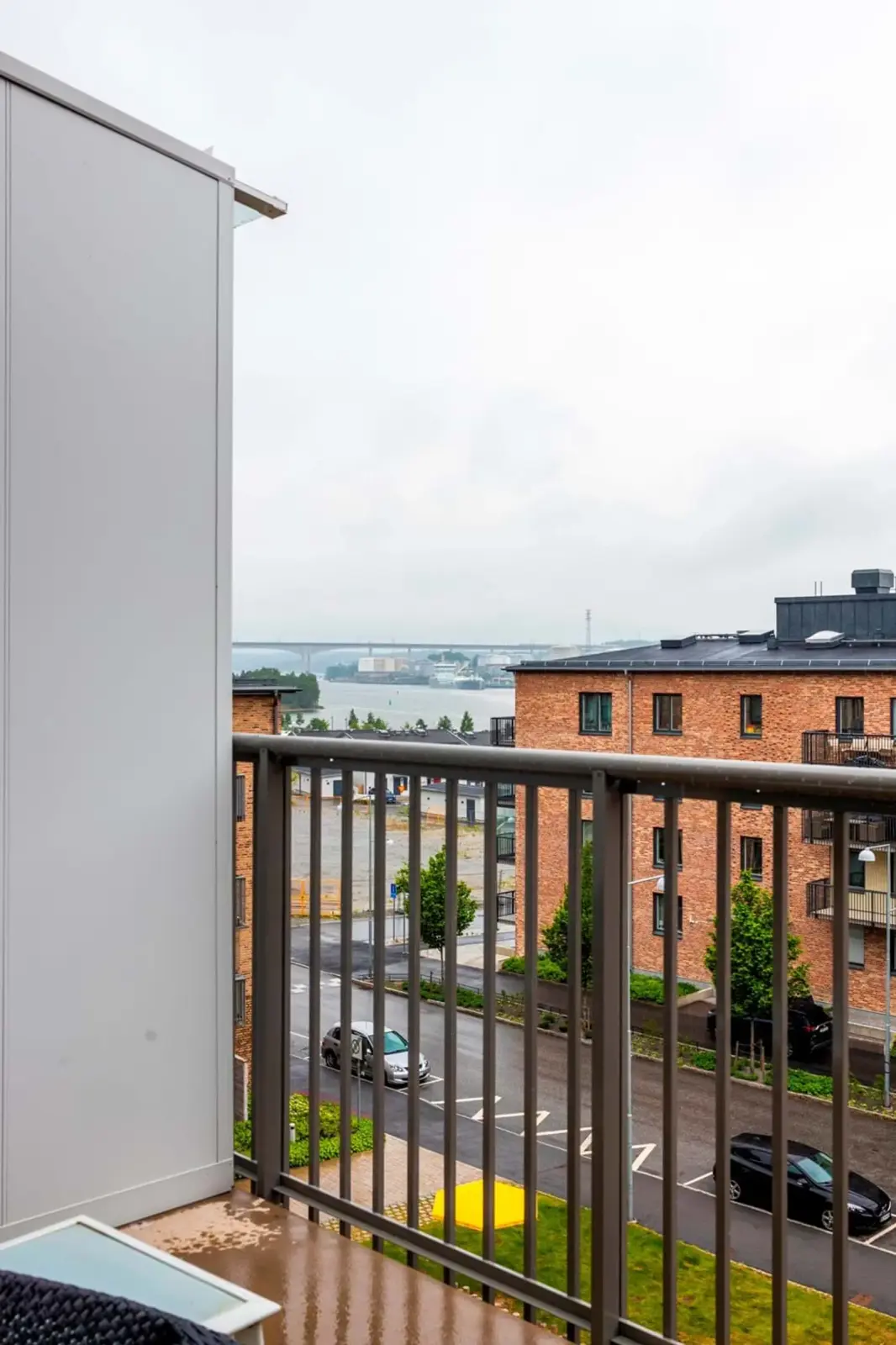 Bild 1 av 20 på Barkvägen 2
