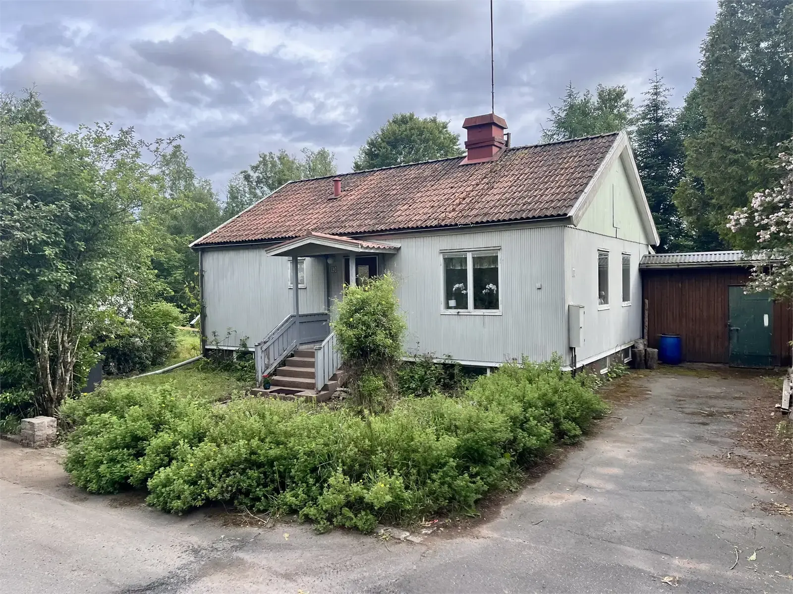 Image 1 of 7 of Skogsvägen 13