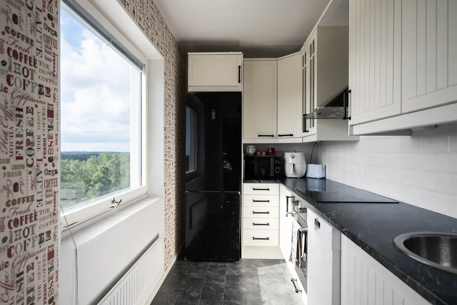 Bild 1 av 12 på Tvillingarnas gata 320