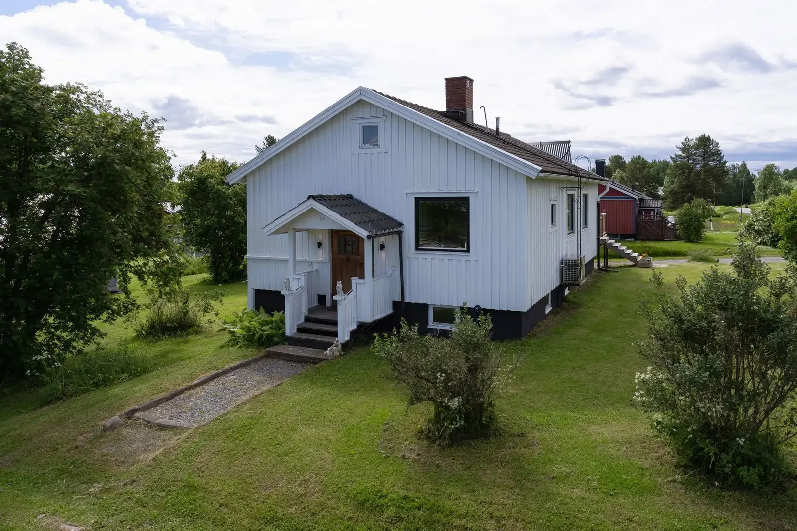 Image 1 of 20 of Mjövattnet 24