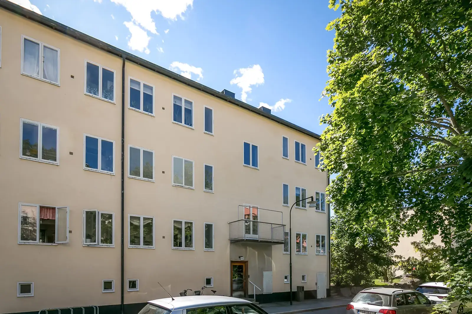 Bild 1 av 8 på Älvkarleövägen 19