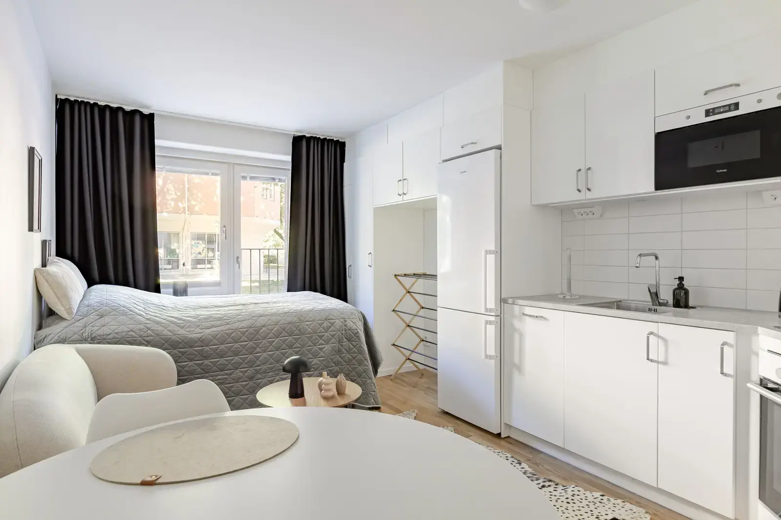 Bild 1 av 11 på Linnégatan 10