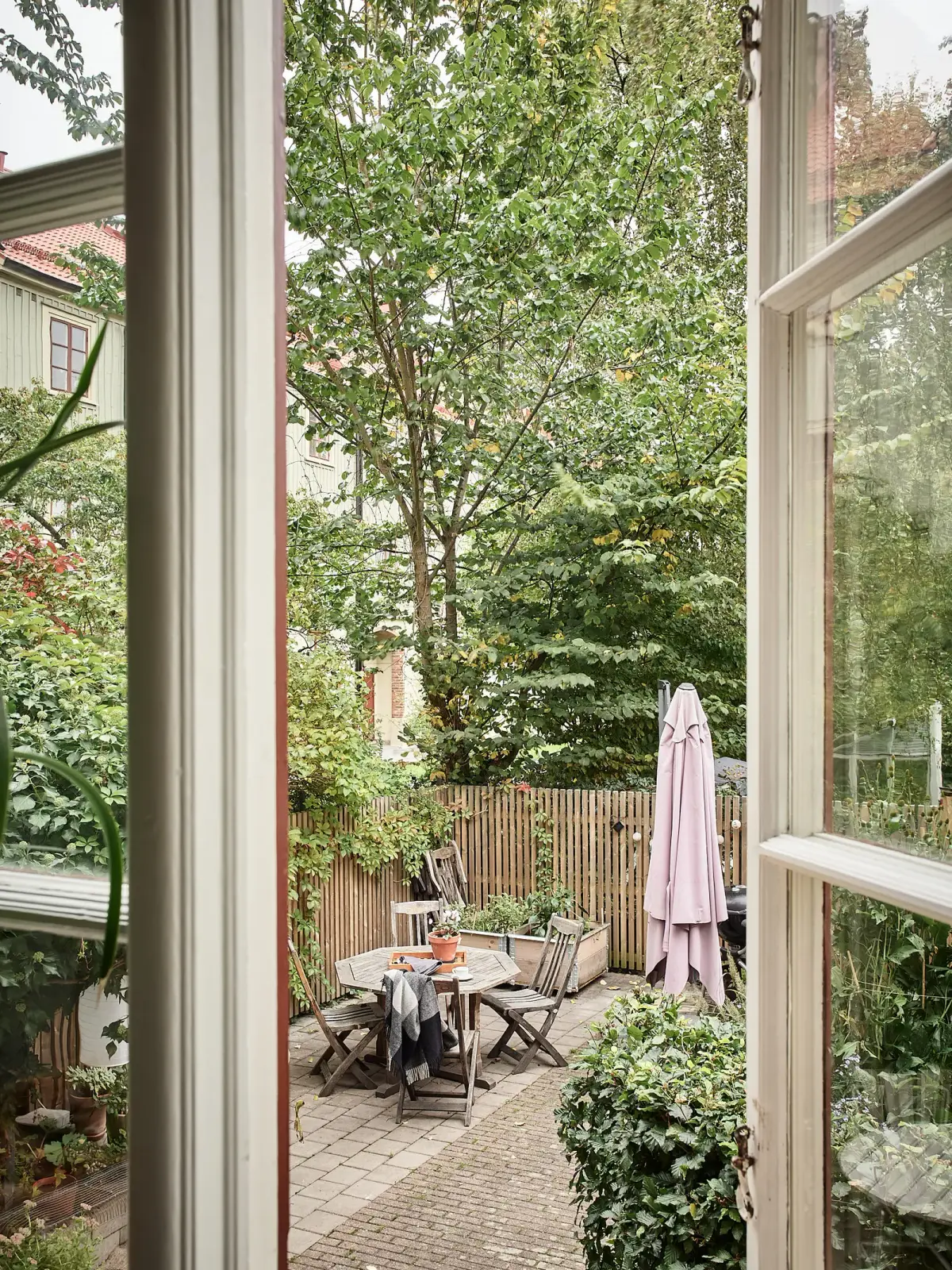 Image 1 of 20 of Ostindiegatan 10B