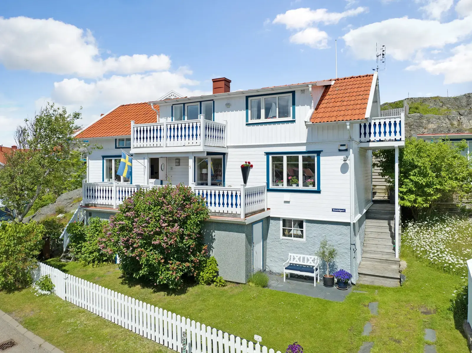 Image 1 of 20 of Strandvägen 6