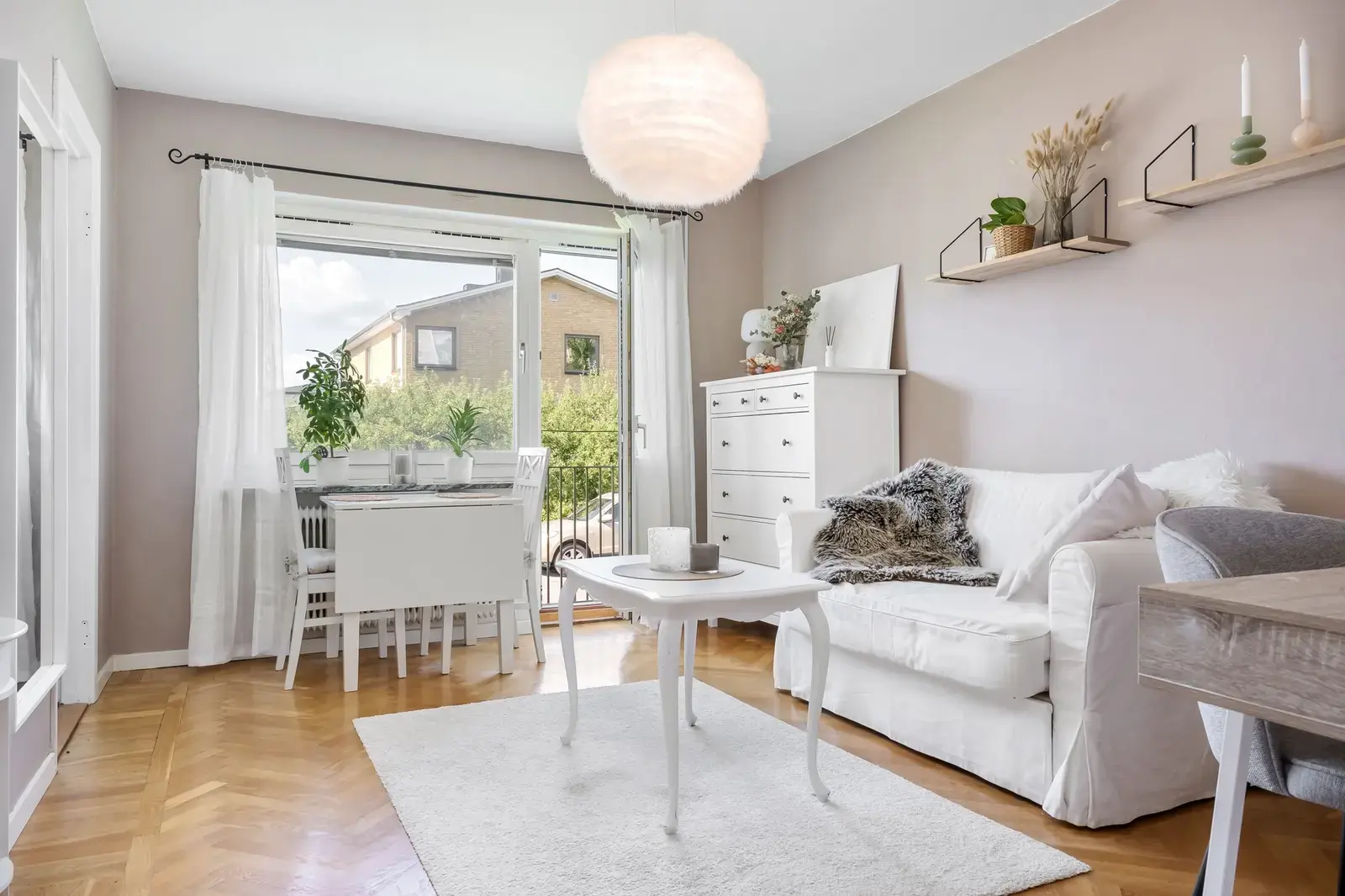 Bild 1 av 15 på Smedstugugatan 20A