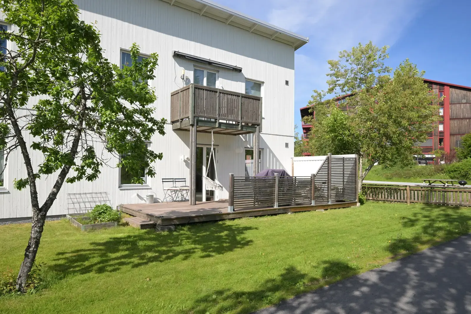 Bild 1 av 20 på Sjöfruvägen 147C