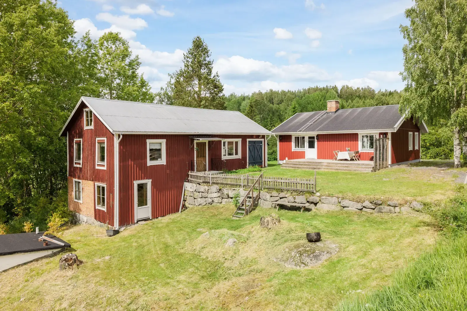 Bild 1 av 20 på Lövvik 104