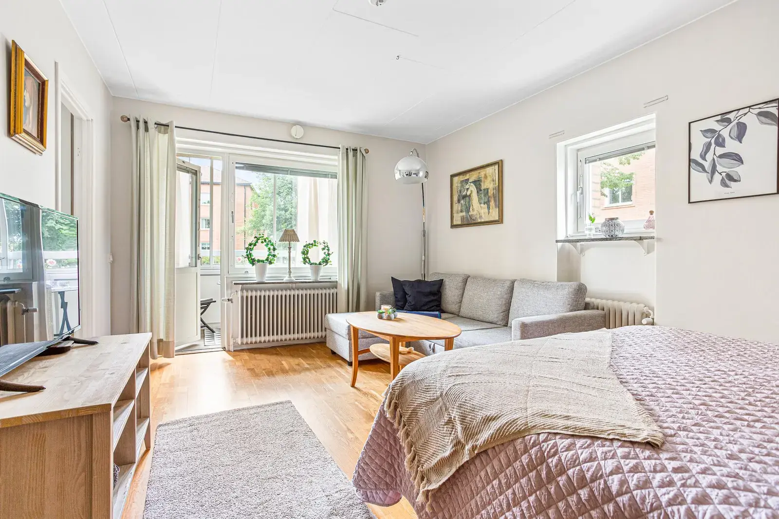 Bild 1 av 18 på Ulvsbygatan 22A