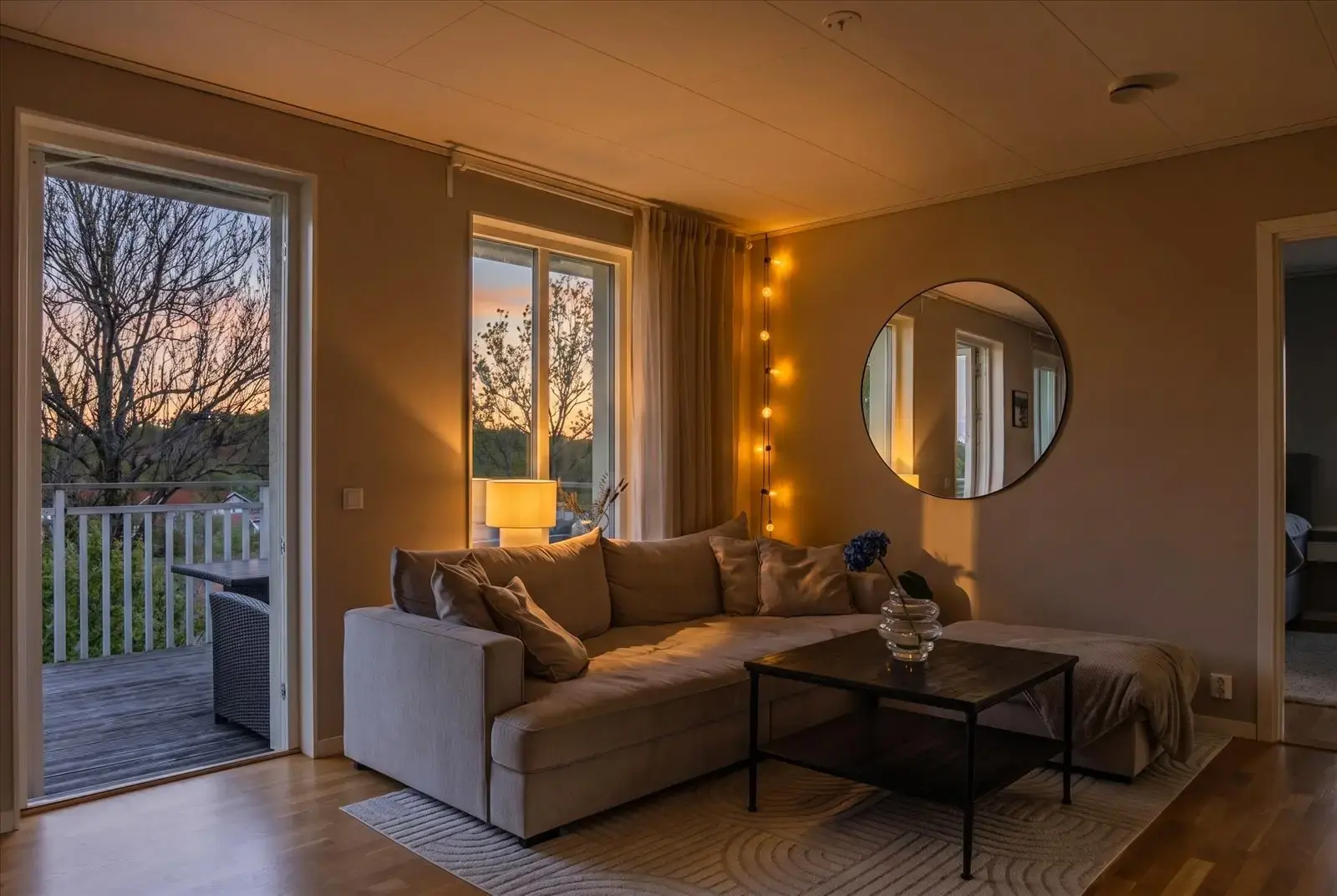 Image 1 of 20 of Studievägen 32