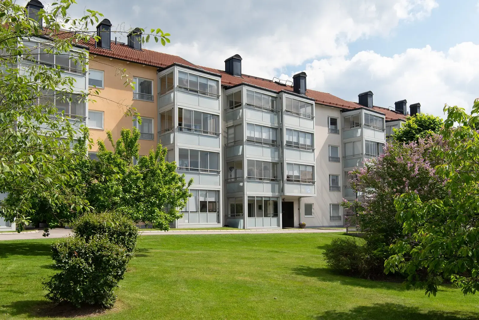 Image 1 of 19 of Gamla Norrvägen 13B