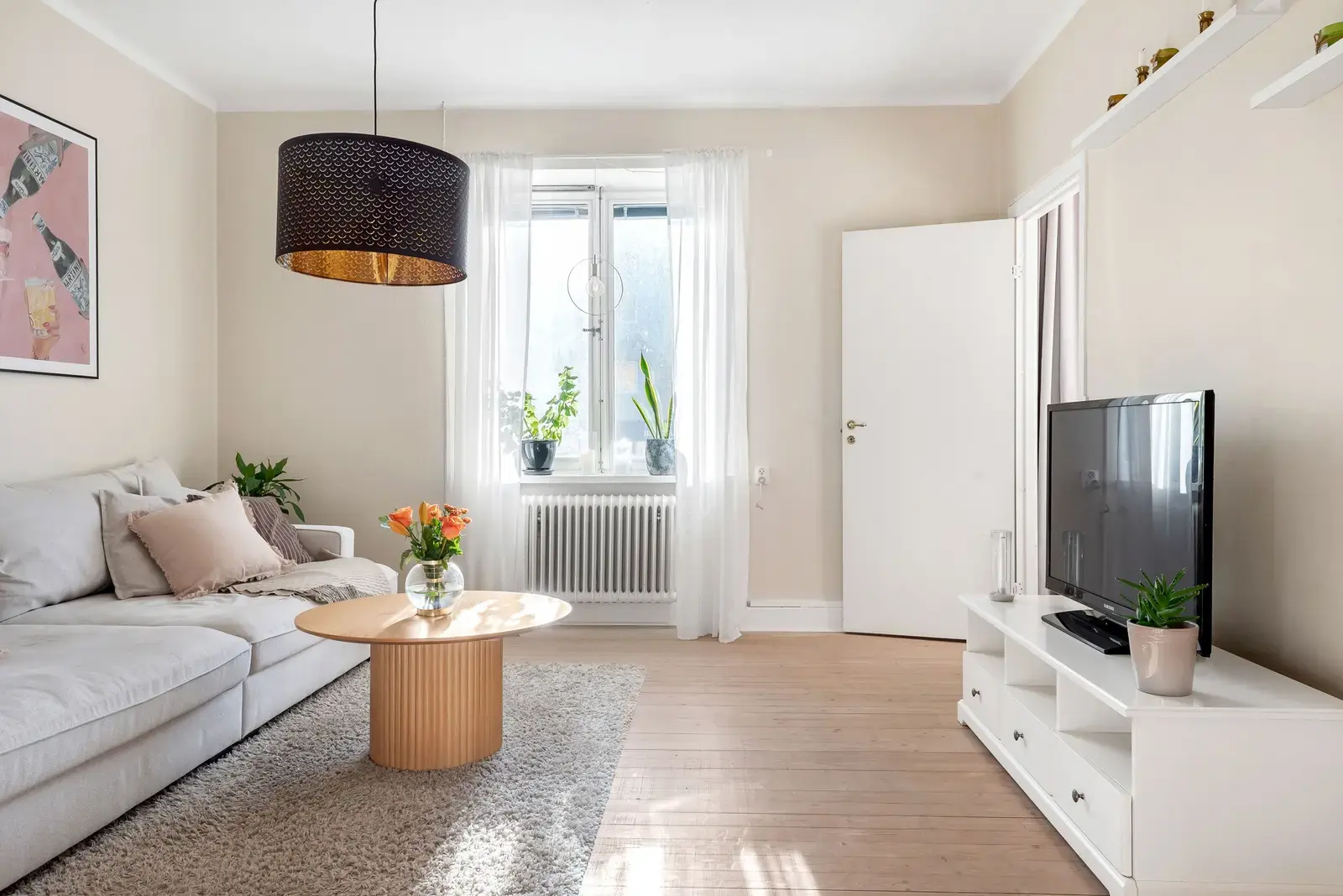 Bild 1 av 20 på Väderkvarnsgatan 54B