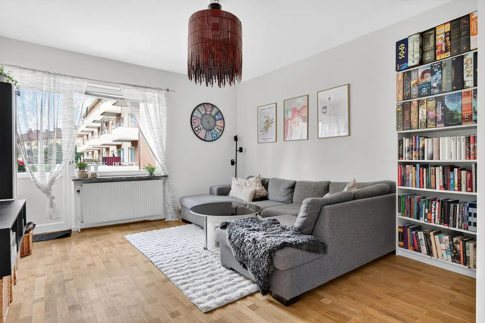 Bild 1 av 20 på Idrottsgatan 8