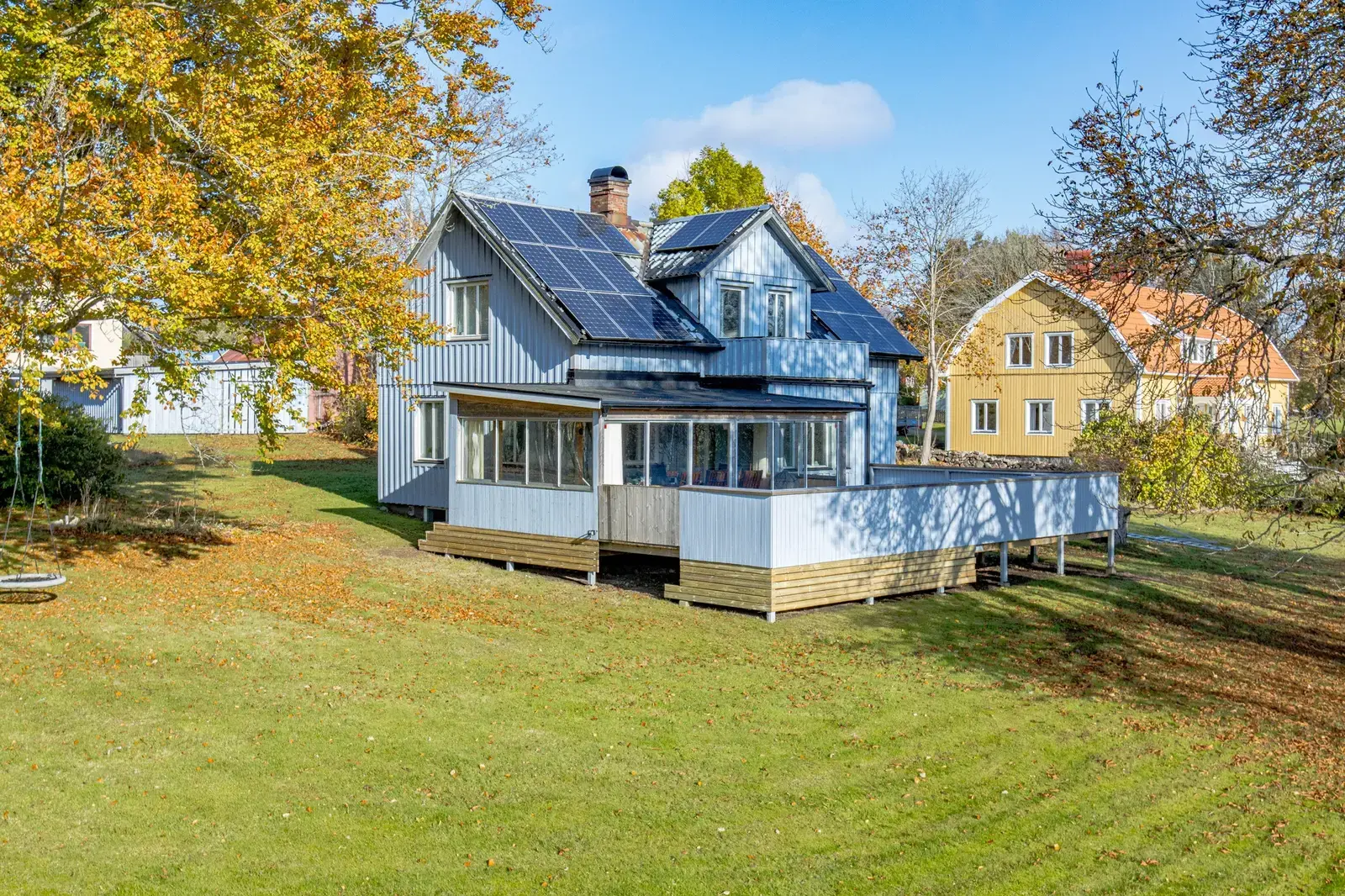 Bild 1 av 20 på Oskarströmsvägen 2