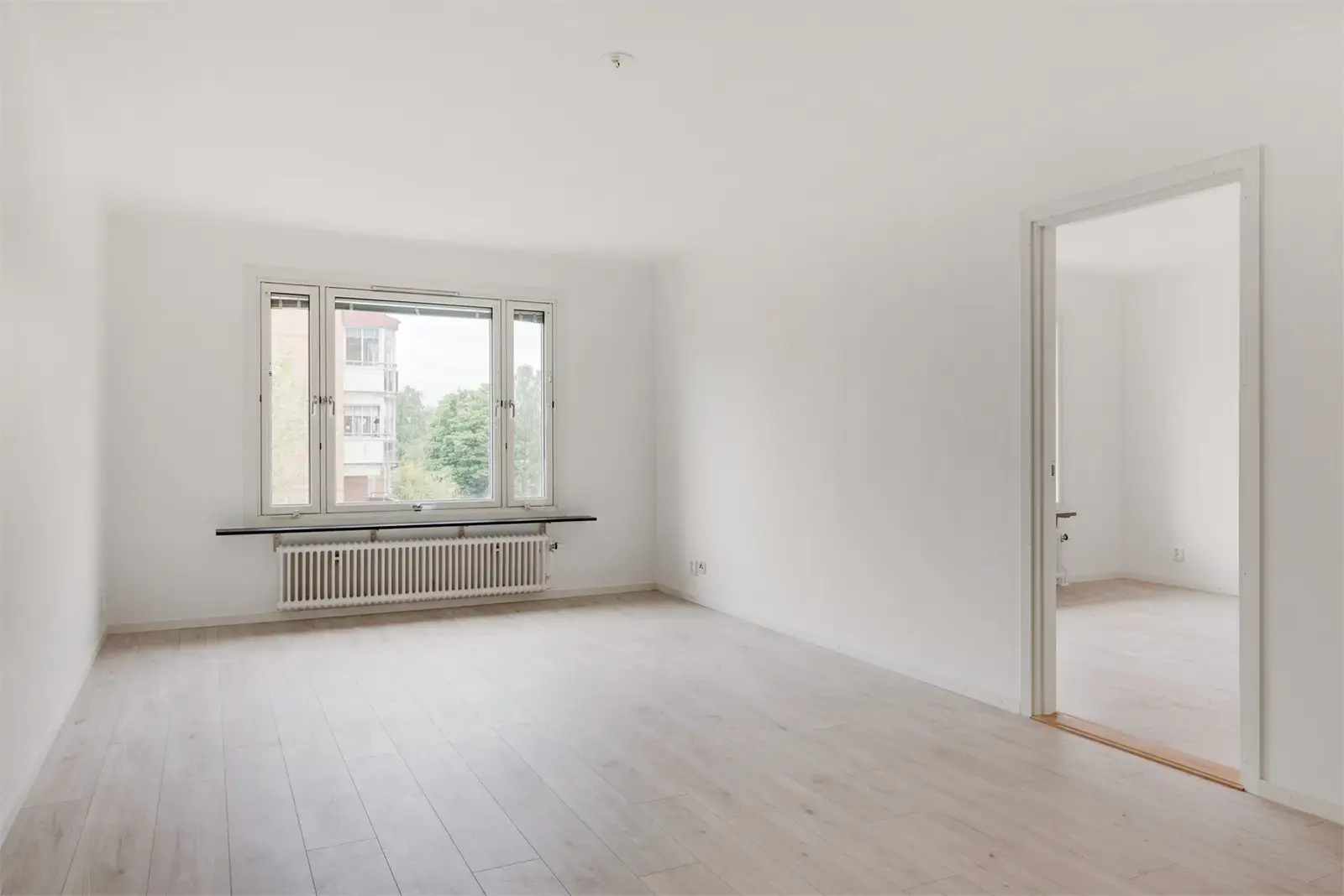 Bild 1 av 17 på Kyrkogatan 3A