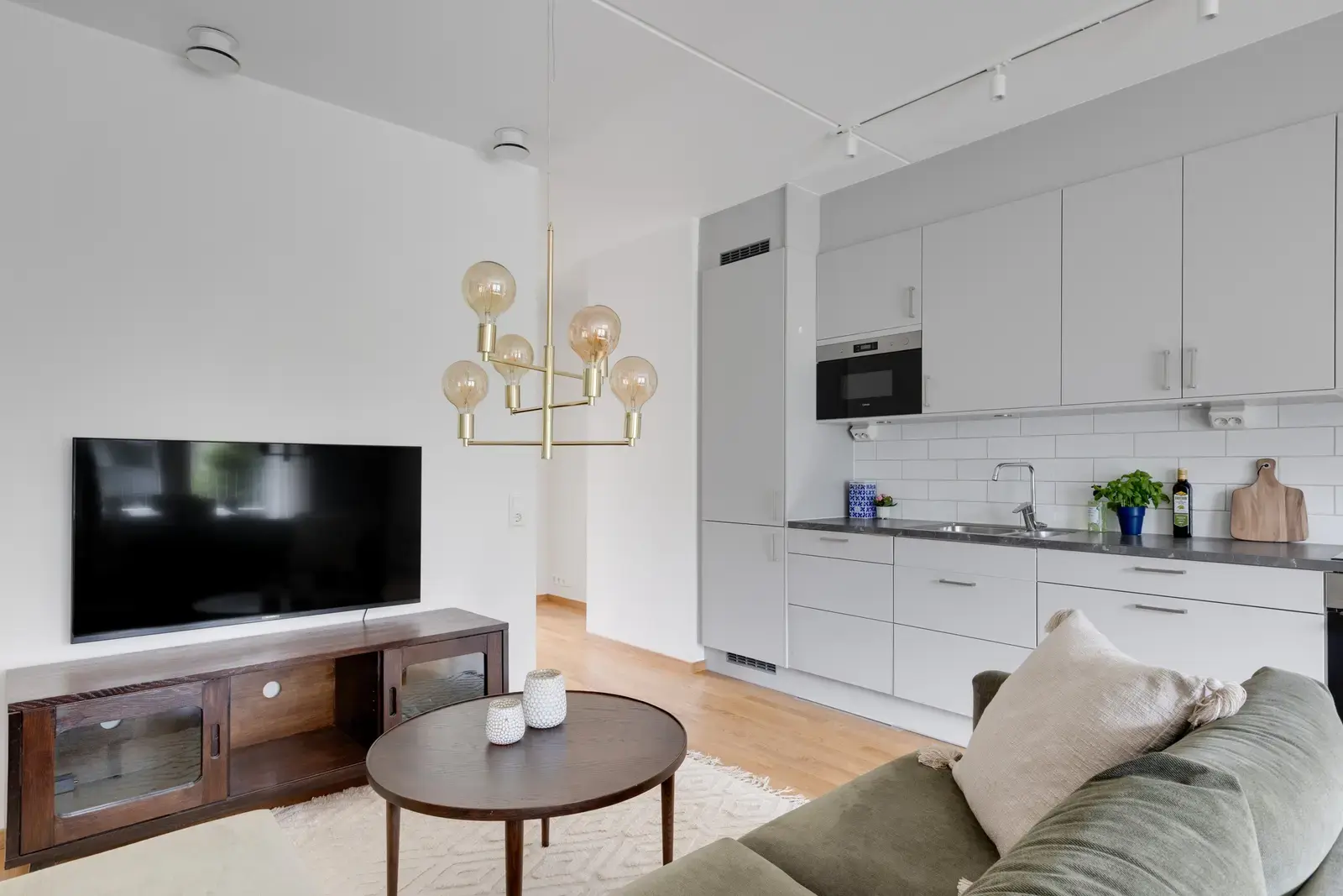 Bild 1 av 20 på Johannesbäcksgatan 95A