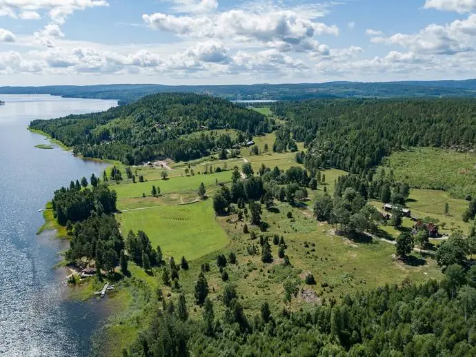 Bild 1 av 20 på Humletorp